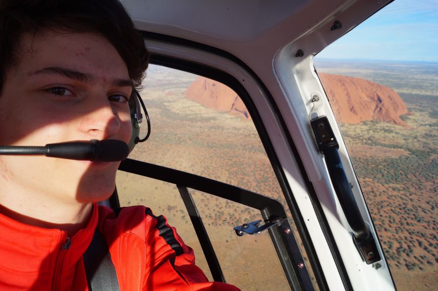 Im Helikopter um den Ayers Rock