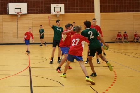 Um jeden Ball wurde gekämpft ...