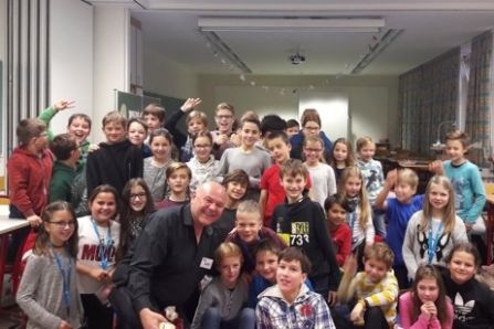 Toni Lauerer, Autor und Kabarettist, las eigene Werke: „Urlaub in Bayern“ und „Rumpelstilzchen auf bayerisch“.