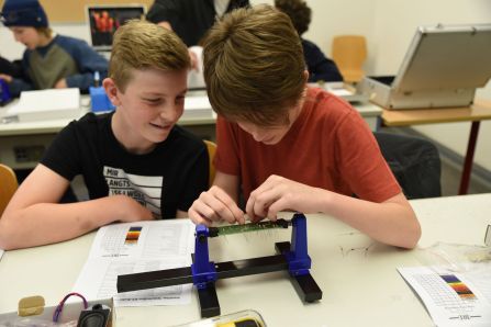 Das Einsetzen der richtigen Widerstände war eine knifflige Aufgabe