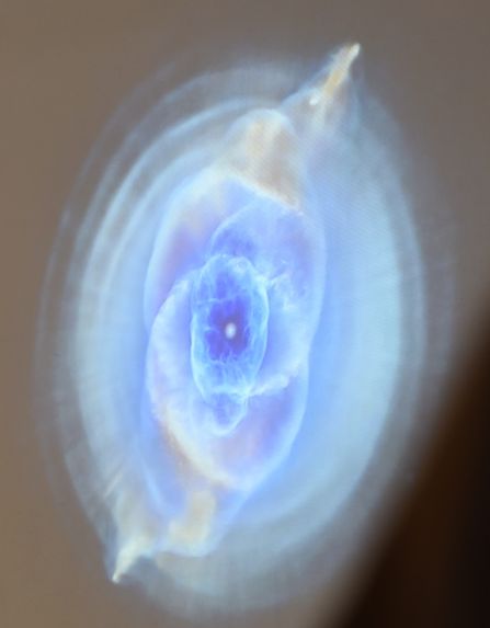 Das Weltall kann wunderschön sein -  hier der sogenannte „Katzenaugennebel“