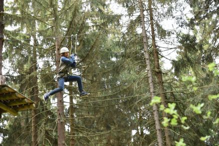 Einige waren richtig mutig und ließen sich ins Seil fallen