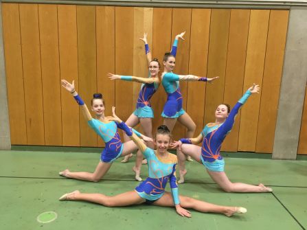 Wettkampfklasse III: Geweth Julia, Gleixner Ina, Goss Melanie, Königseder Julia und Weinzierl Veronika