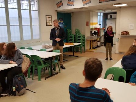 Begrüßung durch den Schulleiter