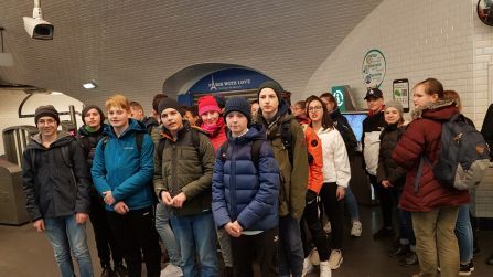 In der Metro-Station