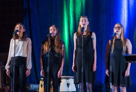 Der Fraunhofer Viergesang überzeugte mit dem Titel „Stay with me“.