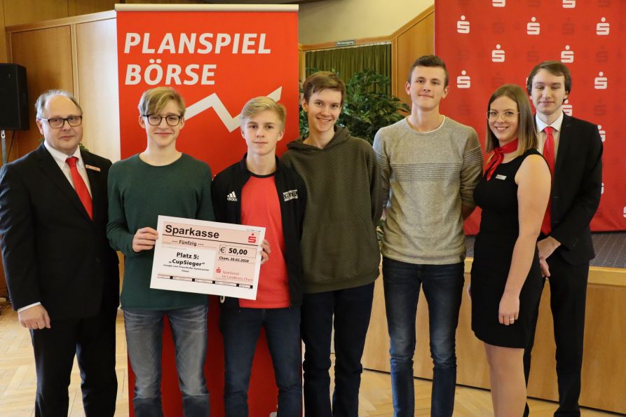 Das Team „Cupsieger“ erreichte den 5. Platz im Landkreis beim Planspiel Börse 2019 