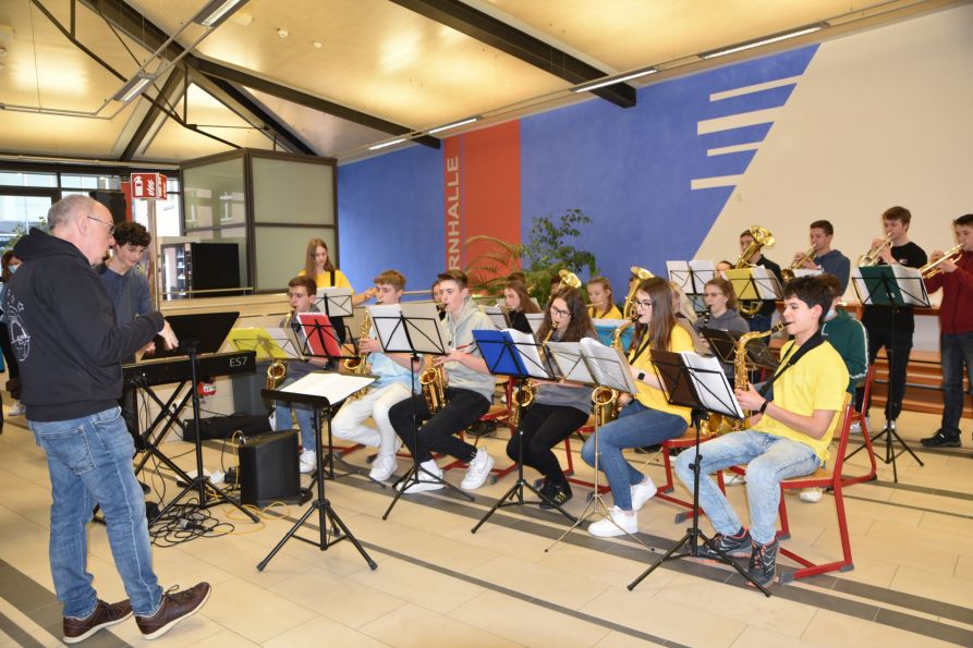 Mitreißende Klänge gab es von der Fraunhofer-Jazzband zu hören.