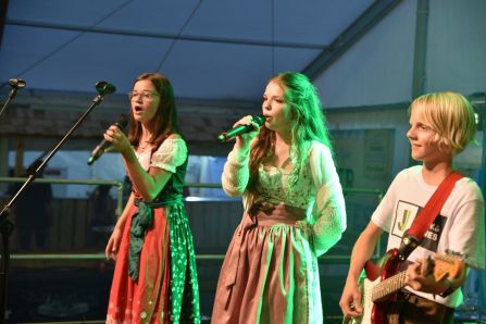 Die junge Schulband „This is us“ begeisterte das Publikum.