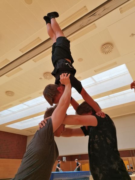 Es ist gar nicht so leicht, in der Luft das Gleichgewicht zu halten.