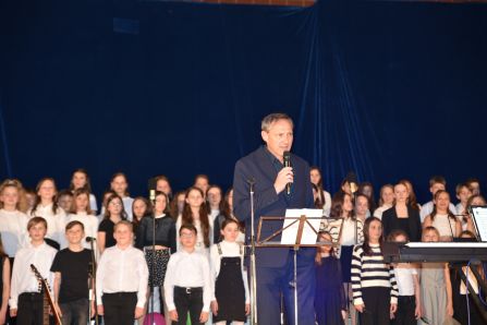 Der Schulleiter bei seiner Begrüßung