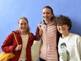 Zwischen Gedichtanalyse, Dramentext und Erörterung