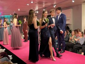 Von der Schulbank auf den Laufsteg