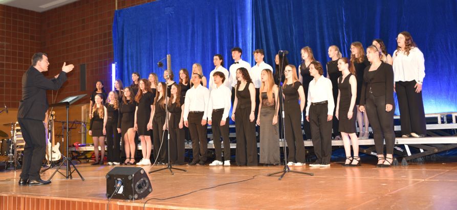 Der Kammerchor wusste mit A-Capella-Werken zu überzeugen.