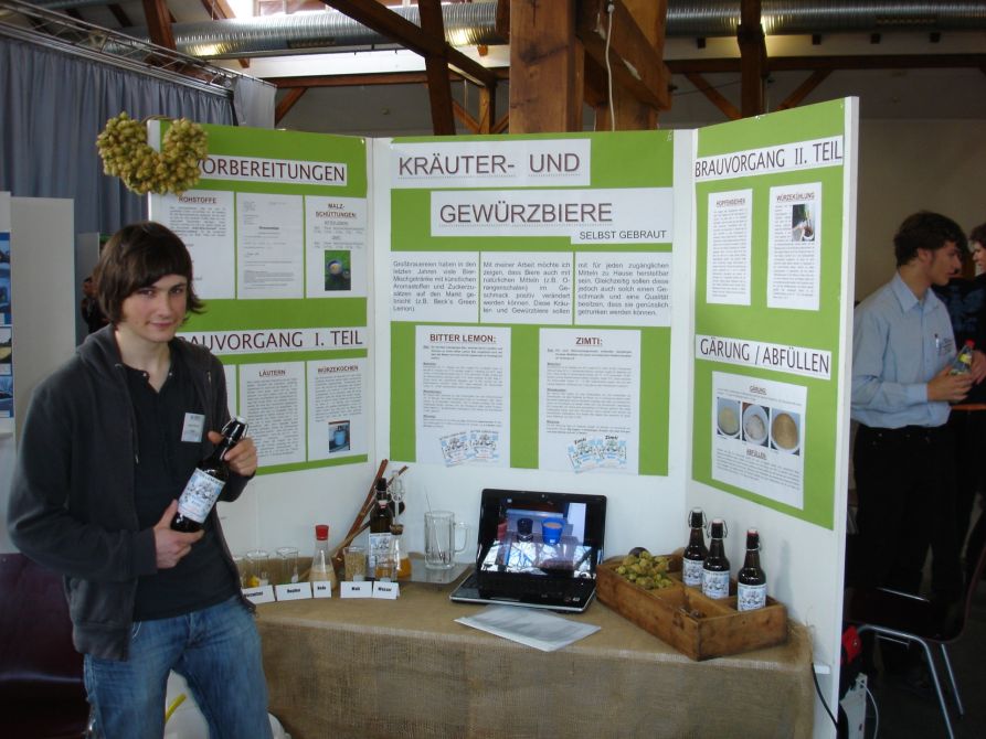 2010 präsentierte Lukas Kerner beim Wettbewerb seine Kräuter- und Gewürzbiere.