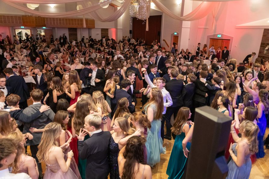 Bis spät in die Nacht wurde ausgelassen gefeiert.