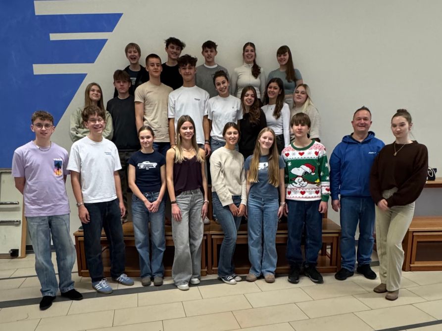 Die Teilnehmer am Fortgeschrittenentanzkurs